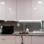 Luxury 2br Spacious & Stylish With Patio Near Metro * Odivelas (Lisbon)