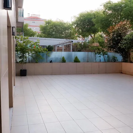 Luxury 2br Spacious & Stylish With Patio Near Metro Odivelas (Lisbon)