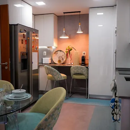 Apartment Luxury 2br Spacious & Stylish With Patio Near Metro *