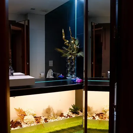 Luxury 2br Spacious & Stylish With Patio Near Metro Apartment Odivelas (Lisbon)