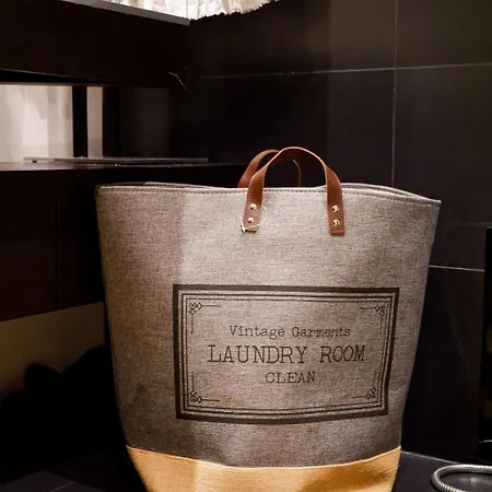 Luxury 2br Spacious & Stylish With Patio Near Metro