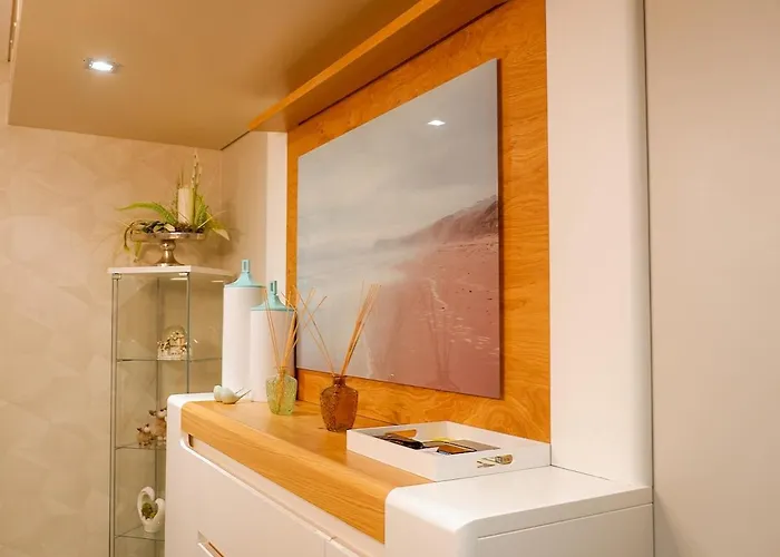 Daire Luxury 2br Spacious & Stylish With Patio Near Metro *